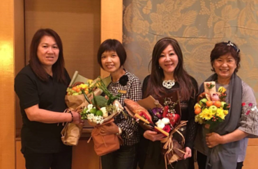 “Trending Bouquets with Edibles” Workshop